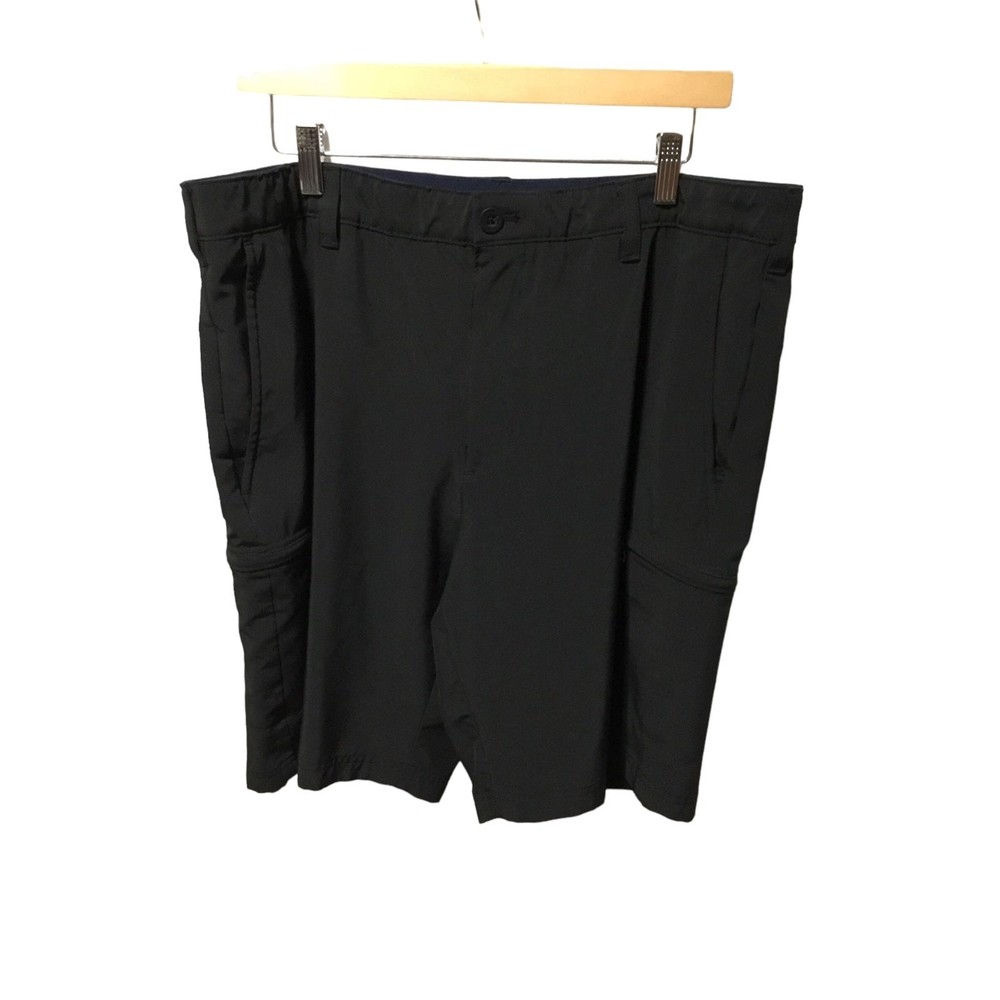 Izod Golf Shorts Black Size 38 EUC